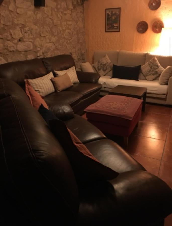 בית הארחה קמפרודון 	Mas Molladar Solo Adultos מראה חיצוני תמונה